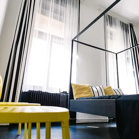 D.five Stylish On Váci Street Budapeste